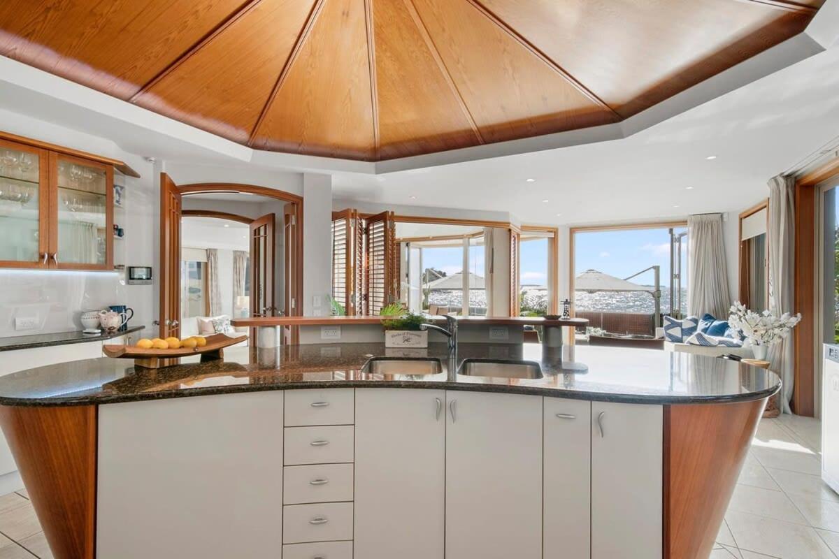 Takapuna Beachfront W Stunning Views أوكلاند المظهر الخارجي الصورة